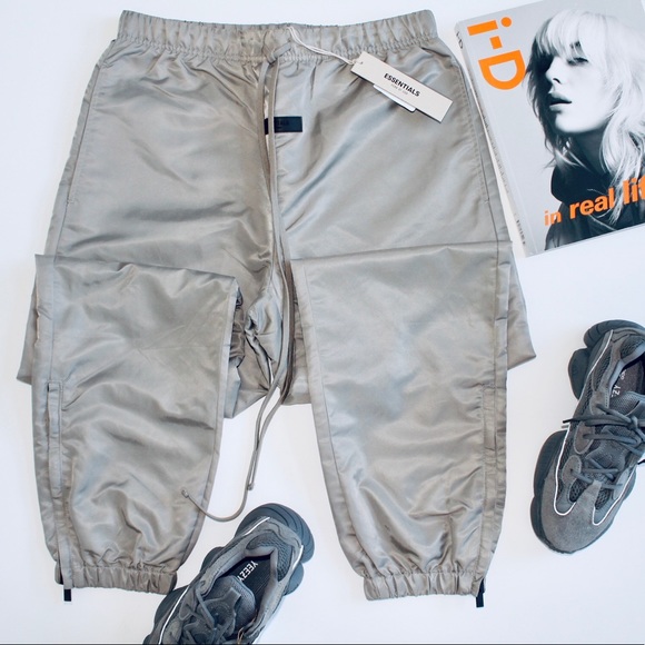 FEAR OF GOD ESSENTIALS ‘Desert Taupe’ Nylon Trackpants - Picture 2 of 4